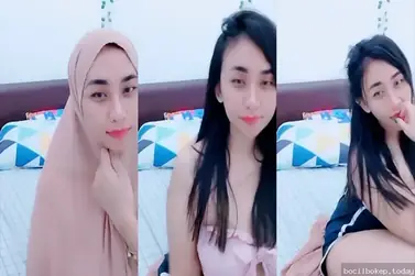 Cewek Cantik Pamer Body Menggoda Habis Di Live Lumer WOT HD